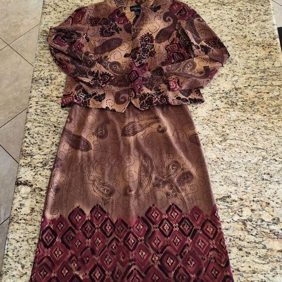 Requirements Petite Vintage Skirt Set - Picture 13 of 16